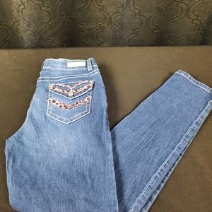 Size 16 Lowrise Kate Skinny L.E.I. jeans embellished pockets